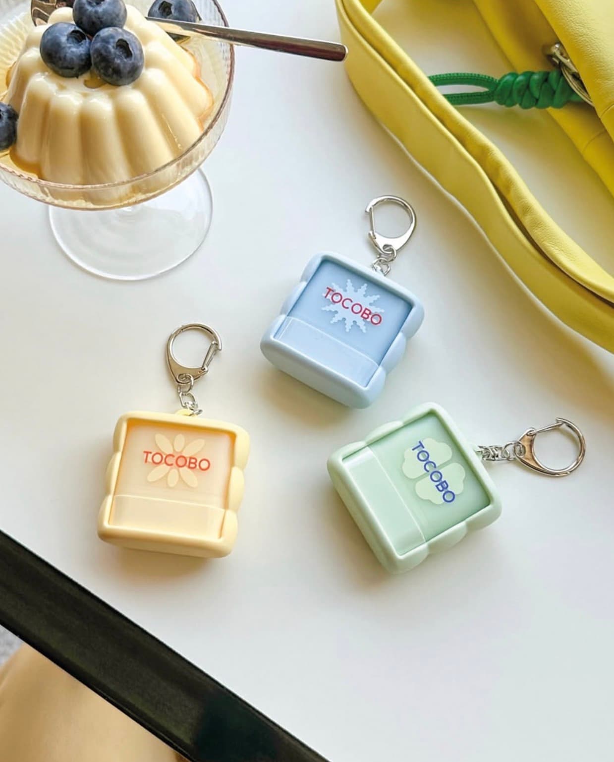 واقي شمس ستيك ميدالية